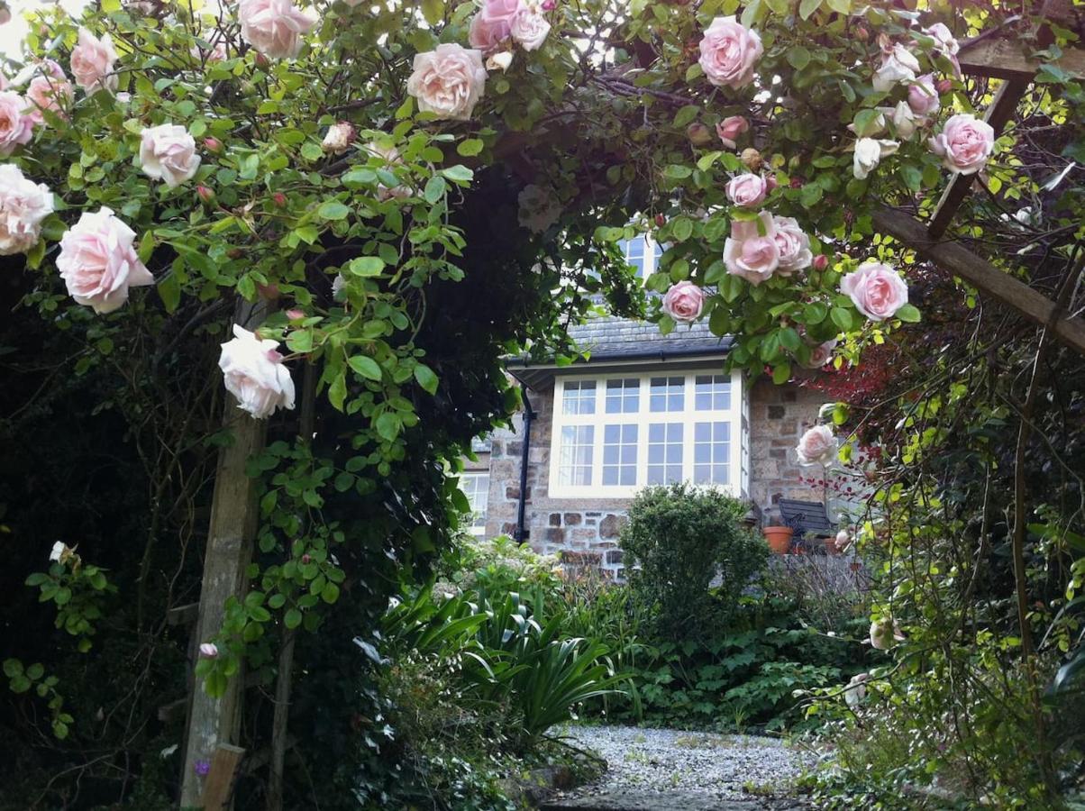 Penquite Holiday Accommodation Uny Lelant Kültér fotó